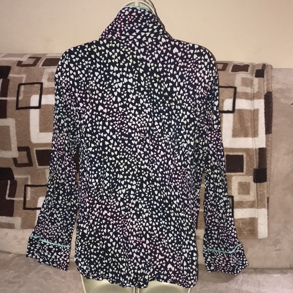 Victoria’s Secret sleepwear Large button down top 💕💗 - Picture 5 of 7